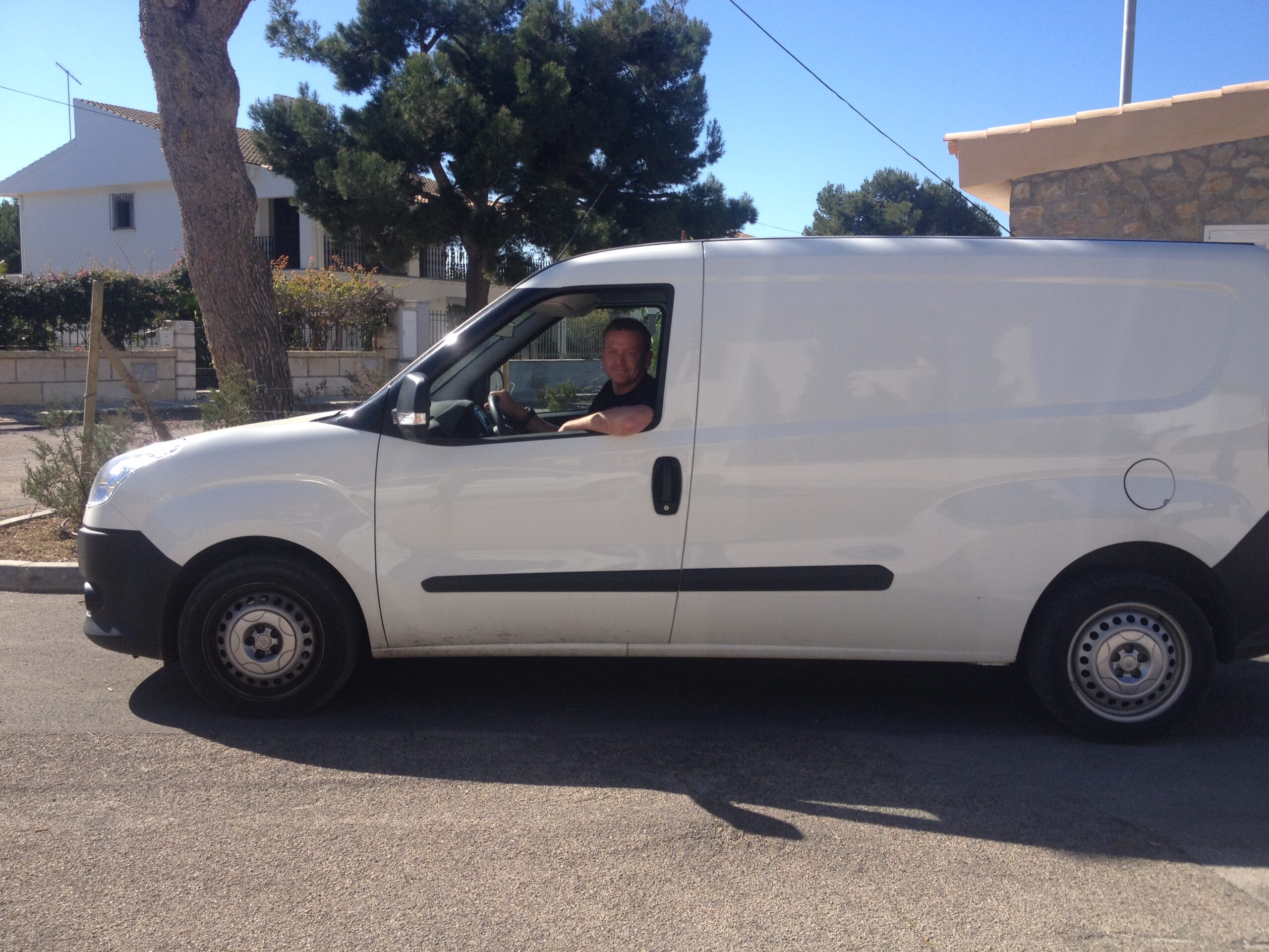 mark in van